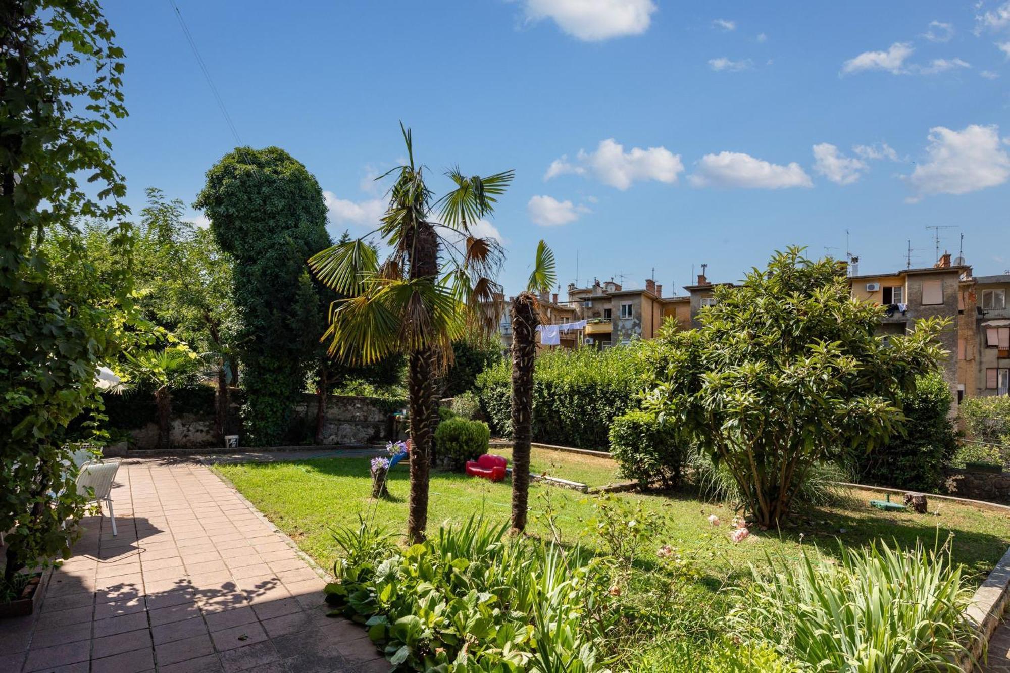 City Apartment With Garden - Happy Rentals Rijeka Dış mekan fotoğraf